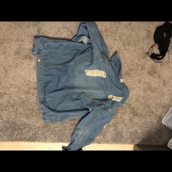 Jean jacket - Picture 2 of 3